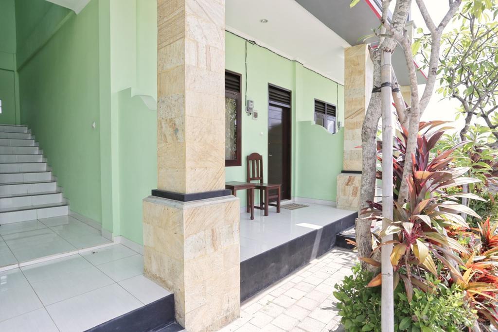 Reddoorz @ Kerobokan Canggu Kuta Lombok Kültér fotó