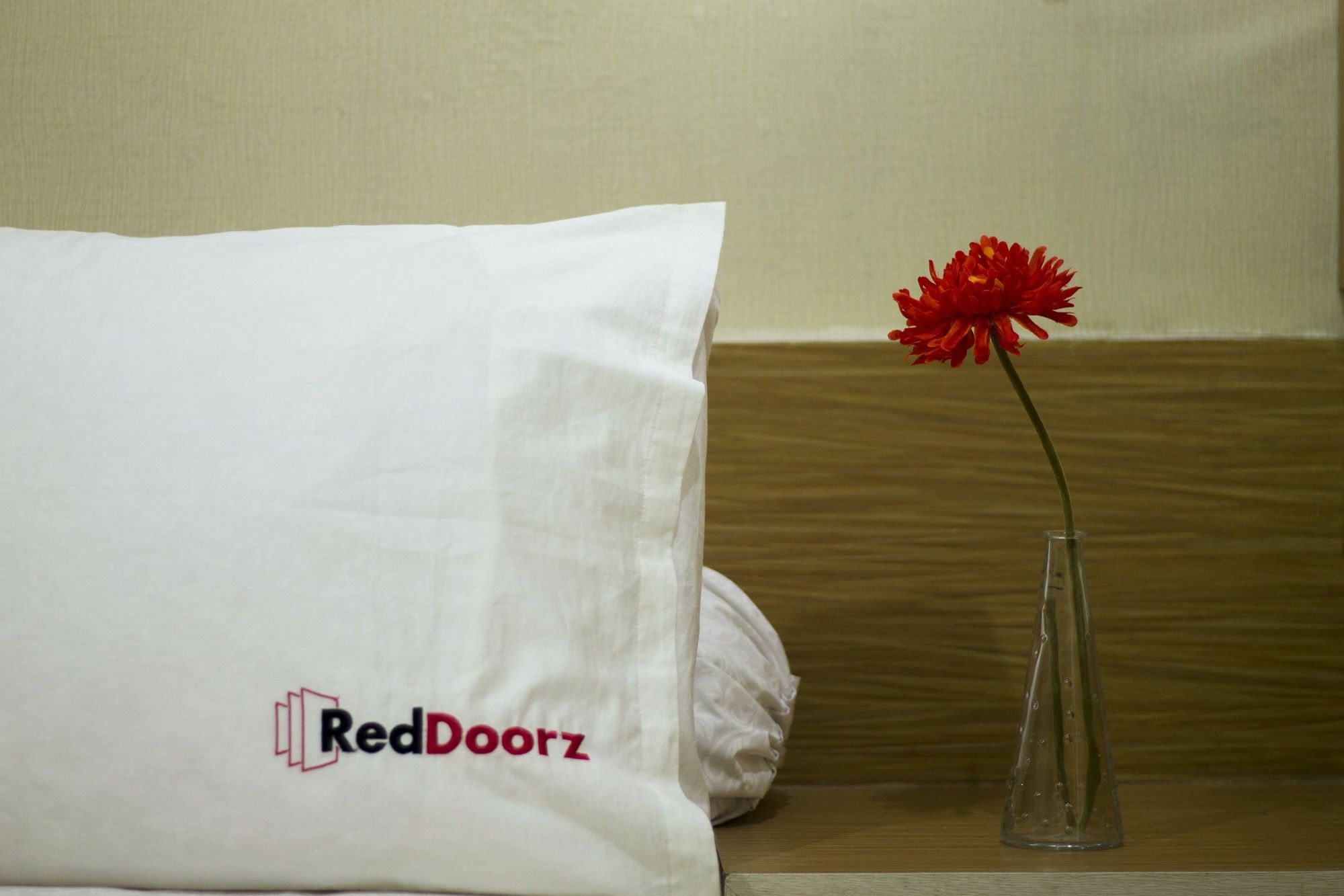 Reddoorz @ Kerobokan Canggu Kuta Lombok Kültér fotó